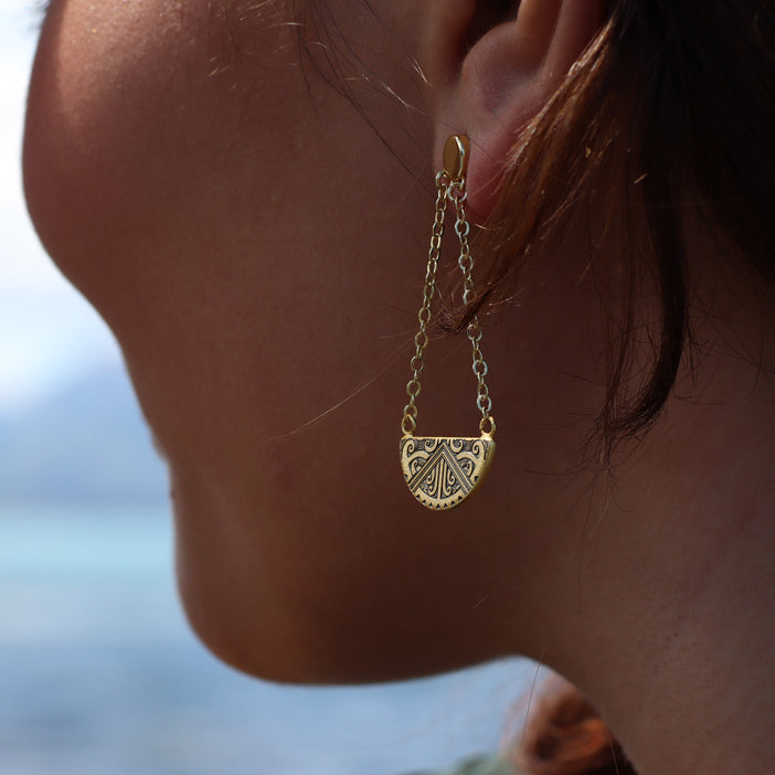 Maunga-nui Breastplate Earrings