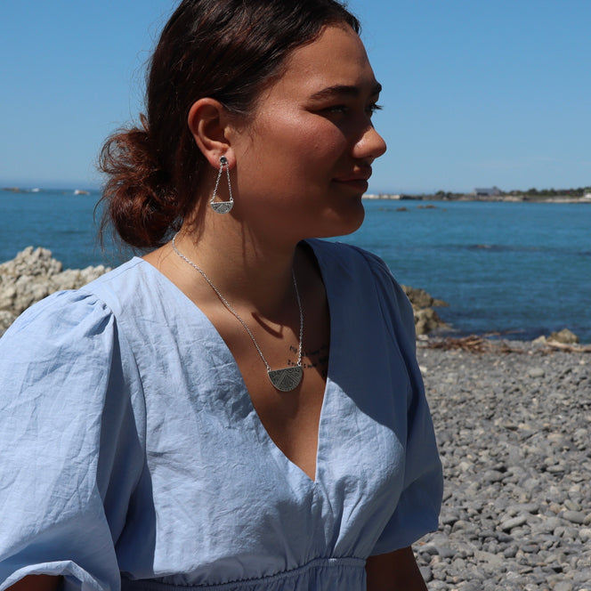 Maunga-nui Breastplate Necklace