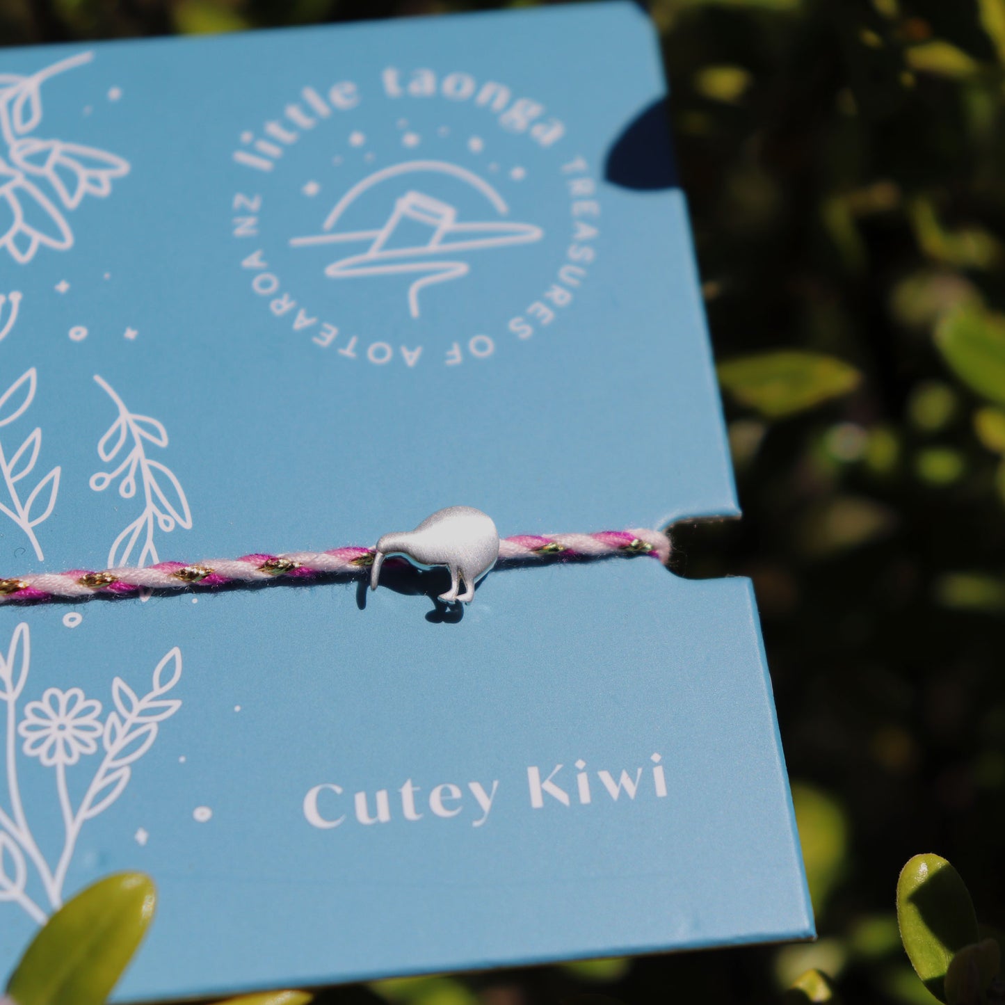 Cutey Kiwi Rope Bracelet