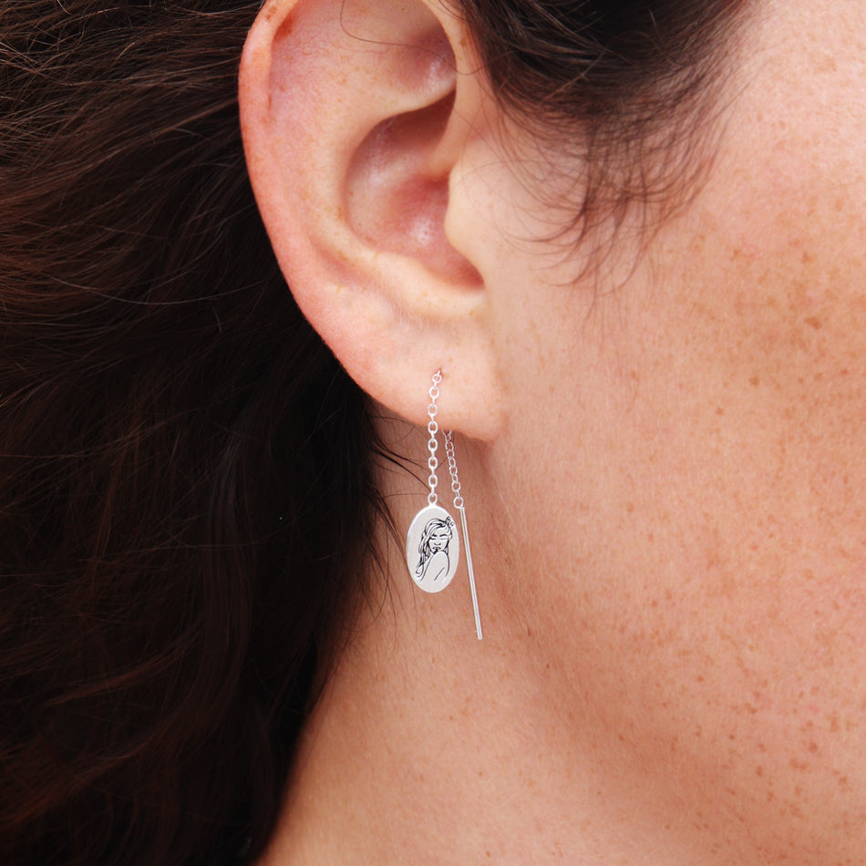 Oval Wāhine Thread Earrings