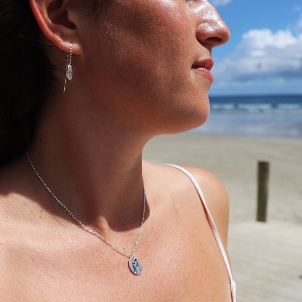 Oval Wāhine Thread Earrings