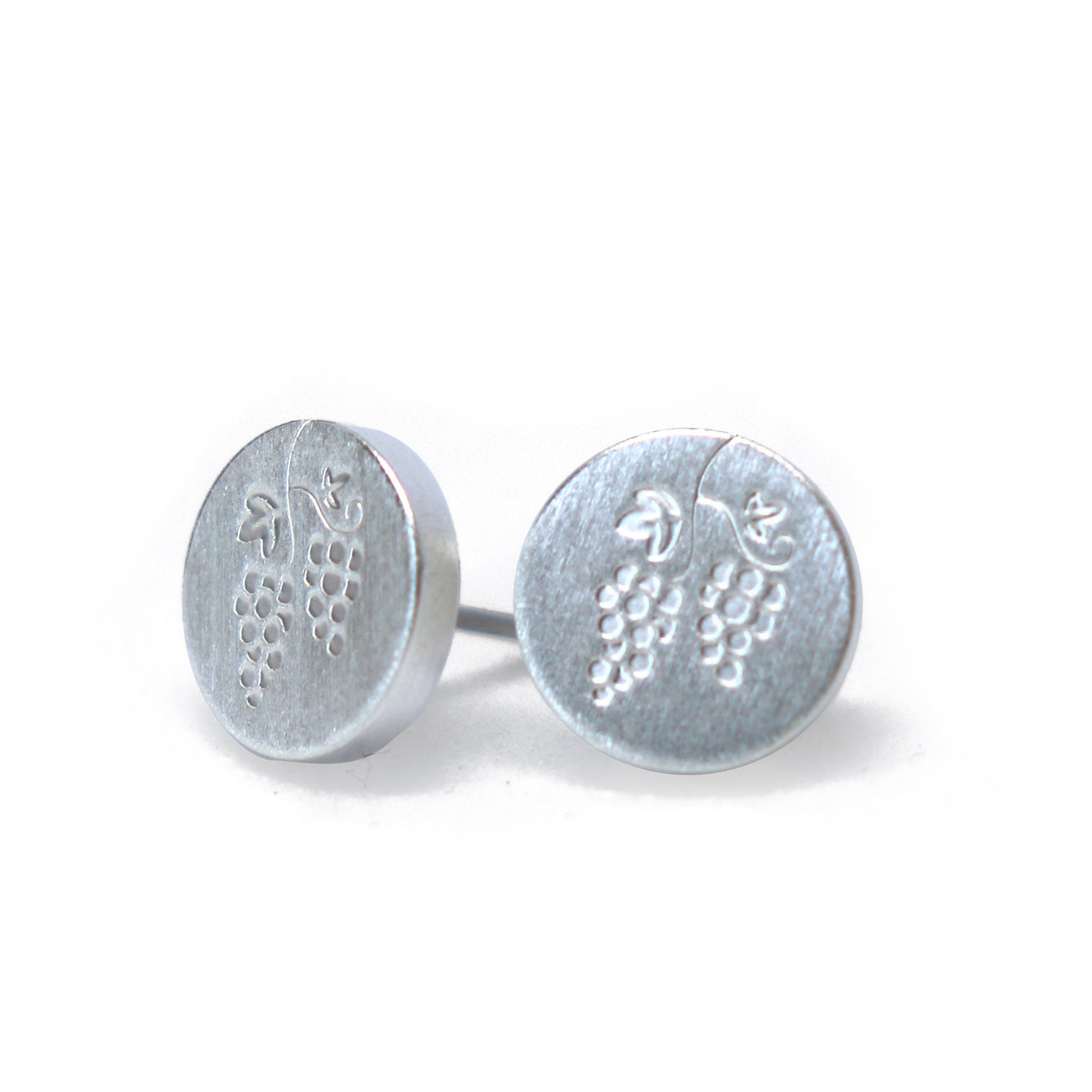 Keke Silver south island sauvignon blanc wine grapes etched silver stud earrings NZ 